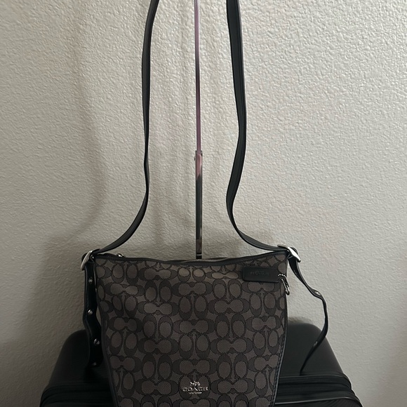Coach Signature Dufflette in Black Smoke/Black with Coach Tag - Picture 4 of 15